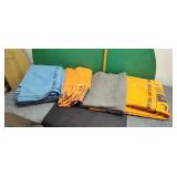 4) Moving Blankets