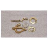 5) Great VIntage Brooches - Gold-Tone