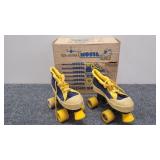 The Little Mouse Roller Skates