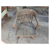 Vtg Oak Swivel Chair