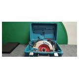 Makita Magnesium Saw  (run like new)