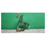 White mountain apple peeler