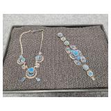 Blue gemstone inlayed colar/bracelet
