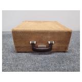 Suitcase style typewriter