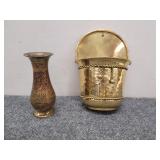 Vintage brass wall pocket planter/ pedestal vase