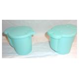 Vintage pastel blue Tupperware creamer & sugar.