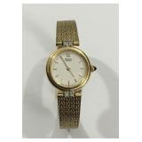 Vintage ladies Seiko analog watch.
