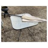 Glass patio table with umbrella 3ï¿½ x 3ï¿½
