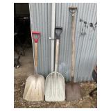 Scoop shovels