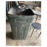 Contico garbage can on wheels