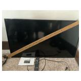 42 inch Element flatscreen TV with wall mount