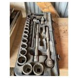 Half inch drive ratchet set