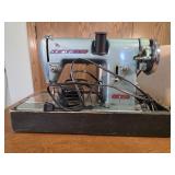 Sewmor Sewing machine