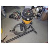 Shop vac w/ accessories
