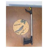 Welcome decor and grabber