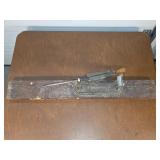 Universal saw sharpener