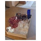 Assorted Vintage Glassware & Decorative Pieces