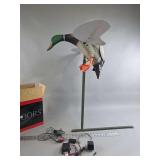 Mojo Outdoors Mallard Drake Factory Installed Multi-Cycle Remote Decoy HW1103 with Stand and Accessories