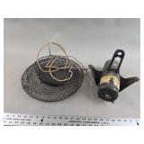 Minn Kota CrabClaw Anchor and Wire Mesh Fish Basket