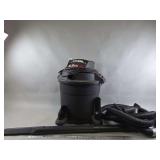 Craftsman 5.5 Peak HP Wet/Dry Vacuum with Attachments