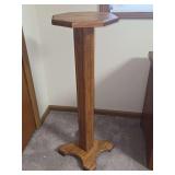 Oak Wood Pedestal Stand with Octagonal Top