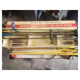 Bear Archery Arrow Display Box with Assorted Arrows and Quiver