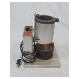 Lee Electric Lead Melting Pot with Infinite Heat Control and Stand