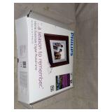 Philips Home Essentials 8-Inch Digital Photo Frame Model SPF3408T/G7