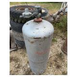 Hackney Metal Gas Cylinder with Fisher Governor Type 912 Regulator