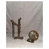 Cast Iron Mechanical Jack and Swivel Caster Wheel
