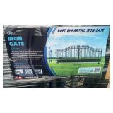 20ft Bi-Parting Iron Gate Star Scene