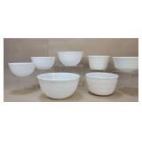 2 Sets of Graduated Mixing Bowls