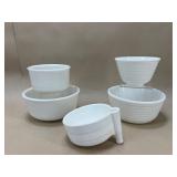 Vintage Milk Glass Mixing Bowls & Stand Mixer Hopp